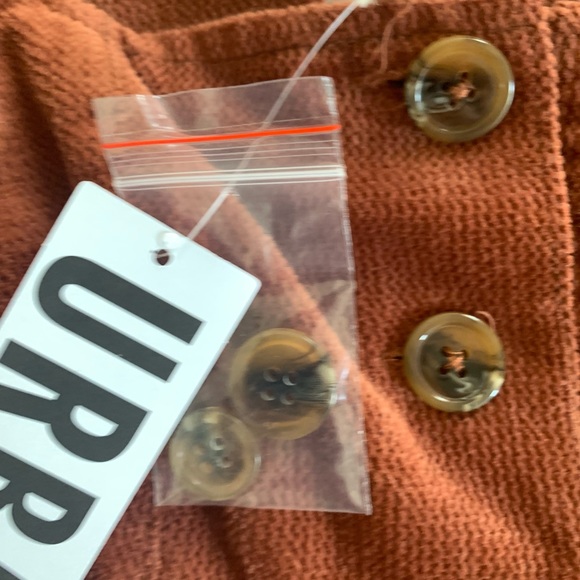 NWT urban outfitters jumpsuit 🖤 - Picture 5 of 7